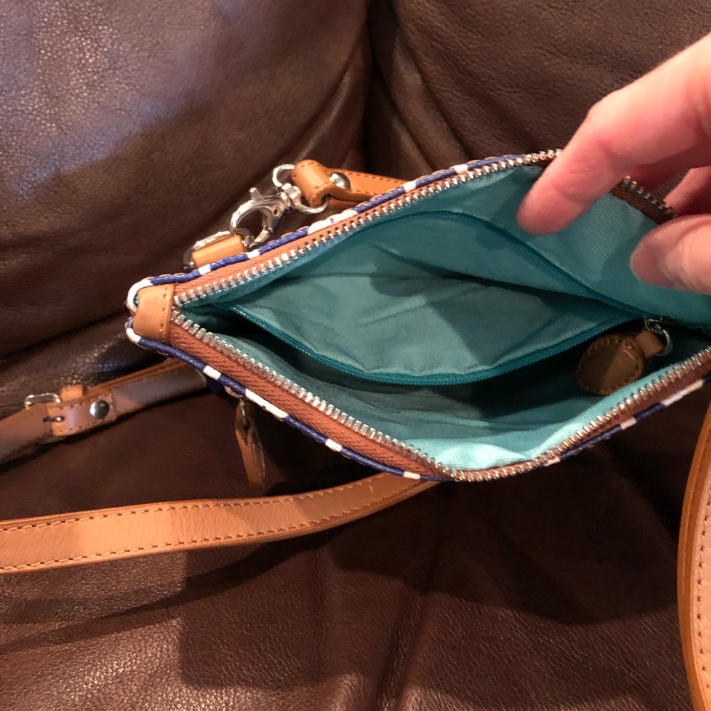 Anastasia Moda Indianapolis Colts Crossbody Purse - Picture 4 of 8